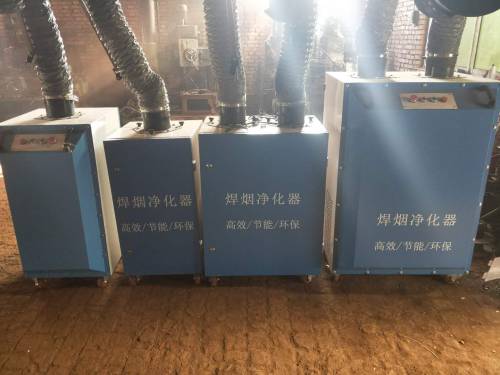 斜麵焊煙淨化機與直麵焊煙淨化機對比圖 斜麵焊煙淨化機與直麵焊煙淨化機對比圖