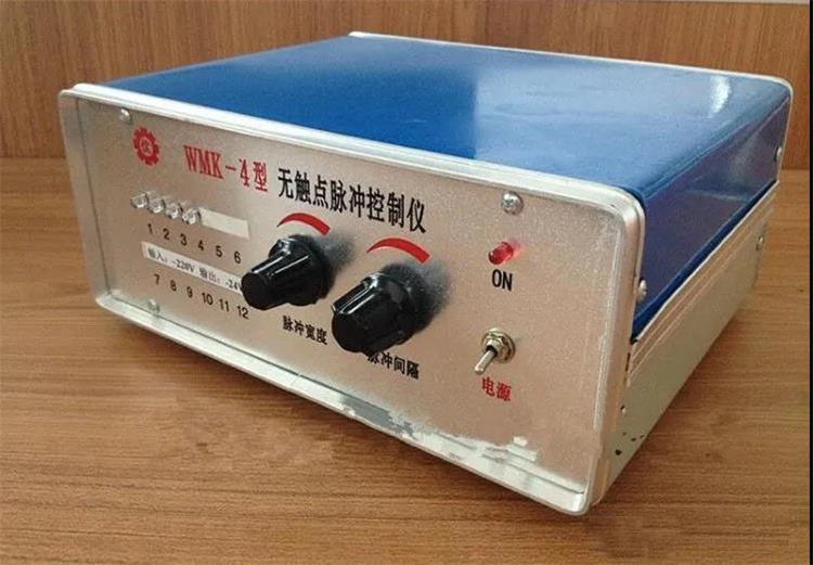 脈衝控製儀